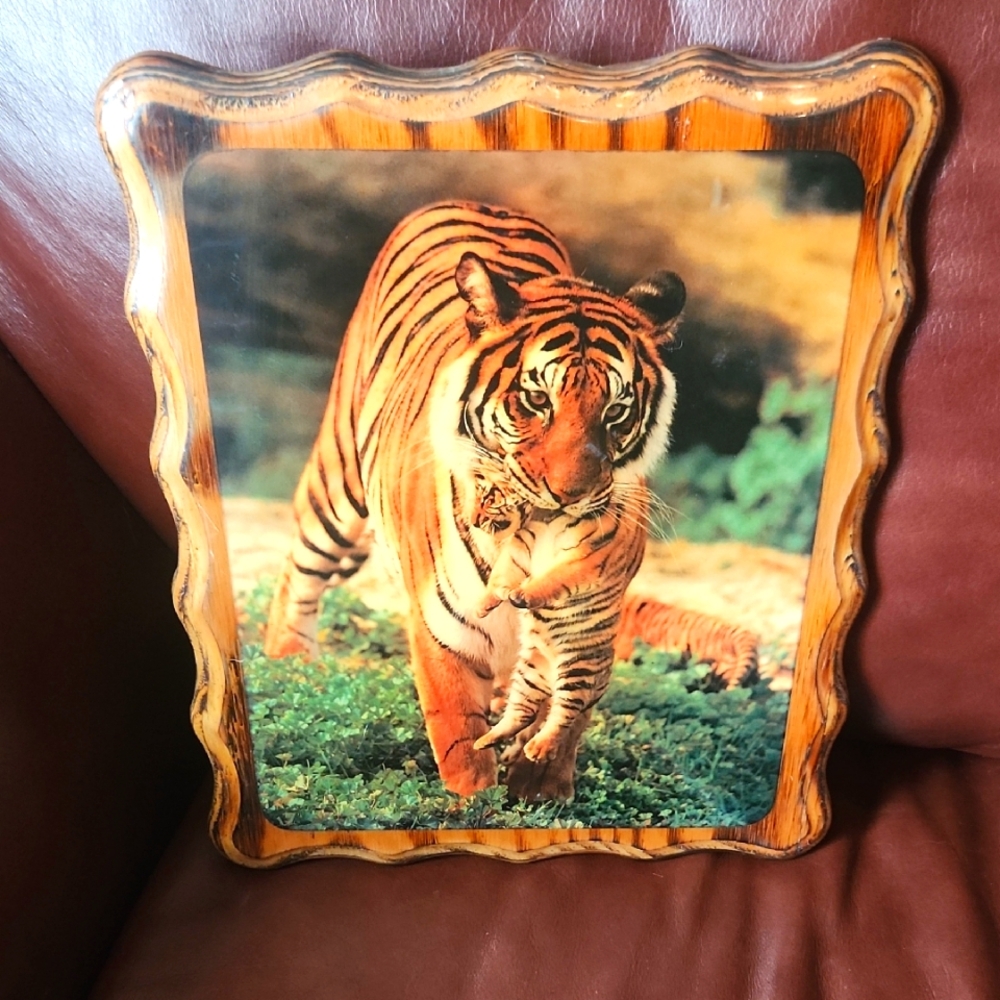 Vinatge Tiger And Cub